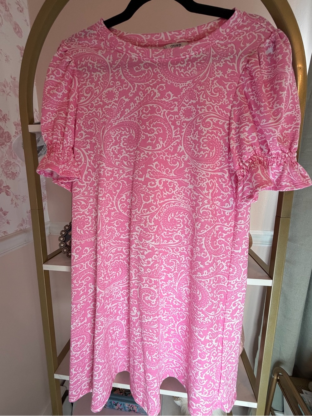 crown & ivy Pink Paisley Shift Dress
